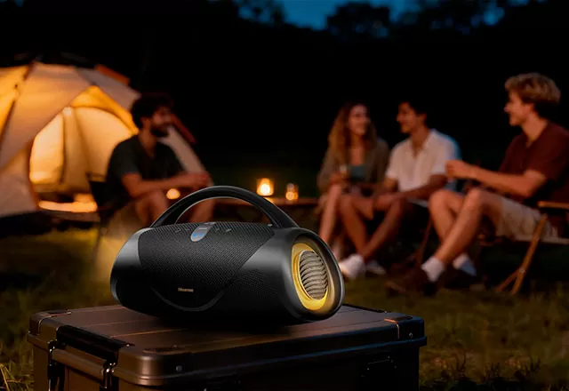 Hisense VoyageBoom Campfire Glow