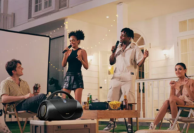 Hisense VoyageBoom Microphone and Guitar Input